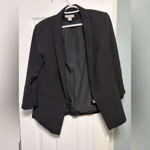 Chic Black Blazer